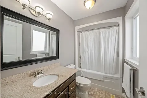 38 Fulton Street Bayham ON N0J 1Z0