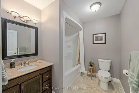 38 Fulton Street Bayham ON N0J 1Z0