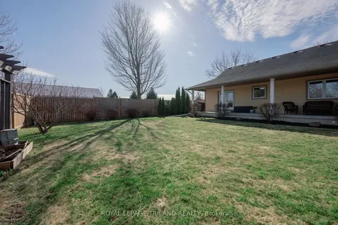38 Fulton Street Bayham ON N0J 1Z0