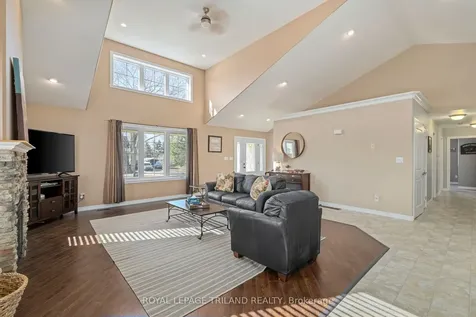 38 Fulton Street Bayham ON N0J 1Z0