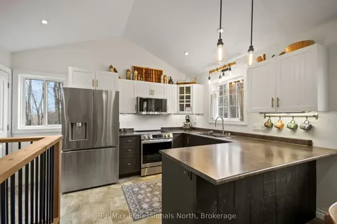 69 Yonge Street S Huntsville ON P1H 1T8