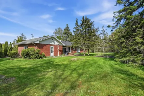 11653 Loyalist Parkway Prince Edward County ON K0K 2T0