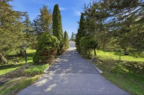 11653 Loyalist Parkway Prince Edward County ON K0K 2T0