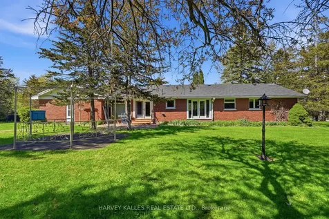 11653 Loyalist Parkway Prince Edward County ON K0K 2T0