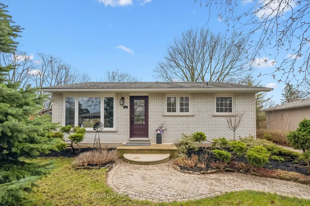 11 Argyle Drive Guelph ON N1G 2P1