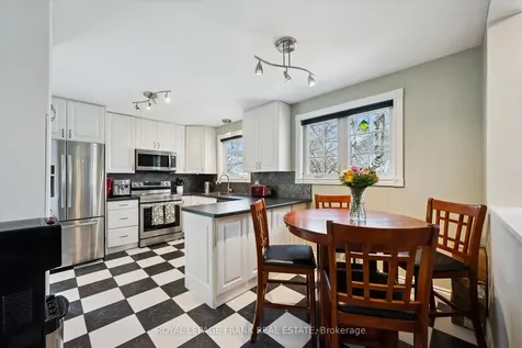 11 Argyle Drive Guelph ON N1G 2P1