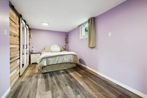 11 Argyle Drive Guelph ON N1G 2P1