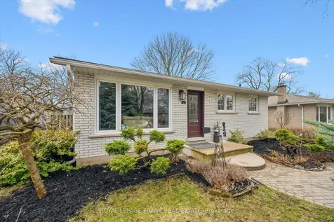 11 Argyle Drive Guelph ON N1G 2P1