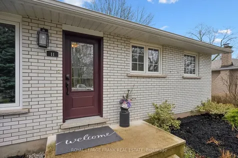 11 Argyle Drive Guelph ON N1G 2P1