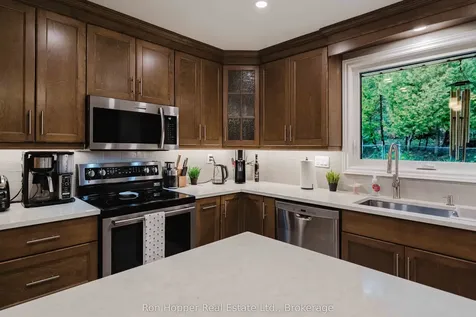 115 7th Avenue E Owen Sound ON N4K 2W8