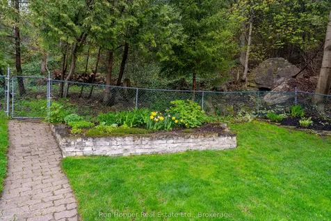 115 7th Avenue E Owen Sound ON N4K 2W8