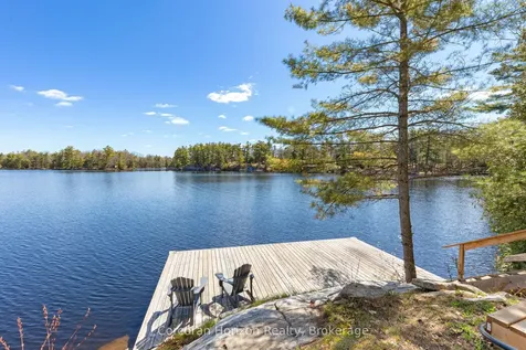 462 Island 90 Island Georgian Bay ON L0K 1S0