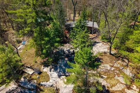 462 Island 90 Island Georgian Bay ON L0K 1S0