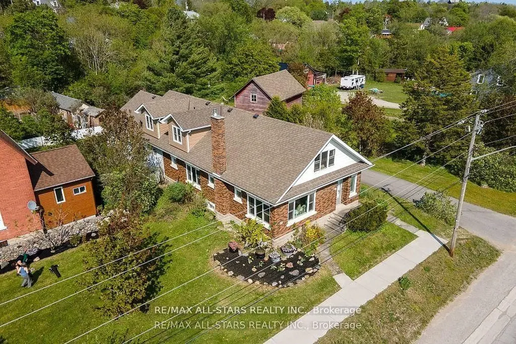61 Francis Street E Kawartha Lakes ON K0M 1N0