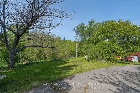 61 Francis Street E Kawartha Lakes ON K0M 1N0