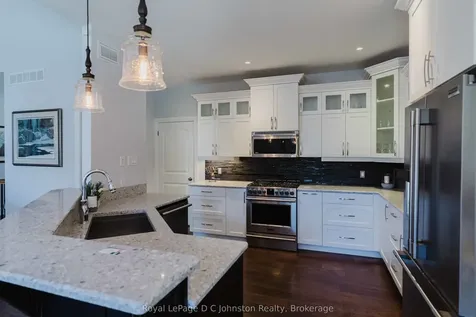 171 Huron Street S Saugeen Shores ON N0H 2L0