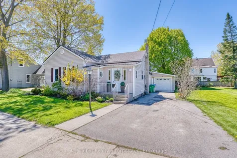 112 Anglesea Street Goderich ON N7A 1V3