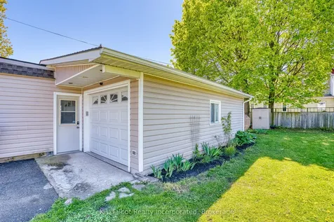 112 Anglesea Street Goderich ON N7A 1V3