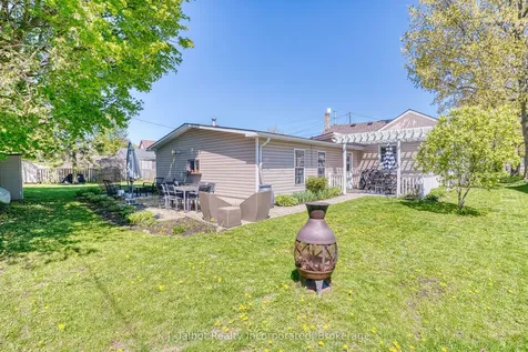 112 Anglesea Street Goderich ON N7A 1V3