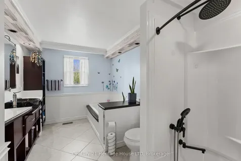 369 Washington Road Fort Erie ON L2A 4K5