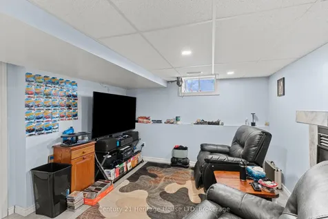 369 Washington Road Fort Erie ON L2A 4K5