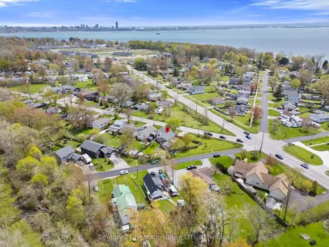 369 Washington Road Fort Erie ON L2A 4K5
