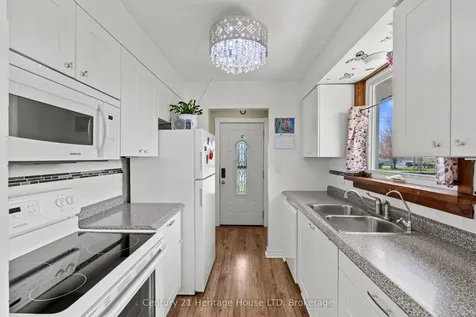 369 Washington Road Fort Erie ON L2A 4K5