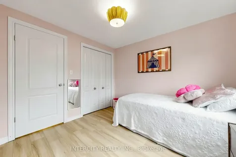 70 Edwards Street Guelph ON N1E 0H7