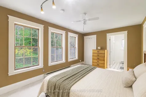 1080 4th 'A' Avenue W Owen Sound ON N4K 5A1