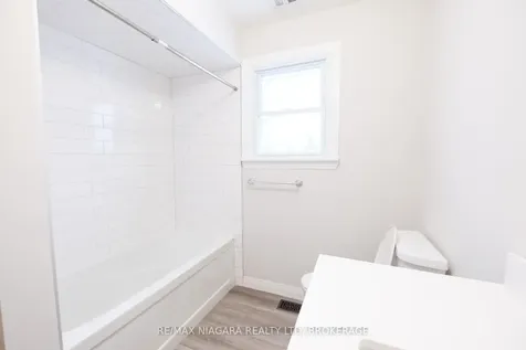 91 Maitland Street Thorold ON L2V 3B1