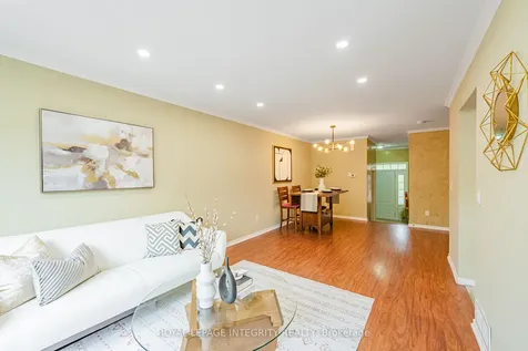 319 Glenbrae Avenue Kanata ON K2W 0B9