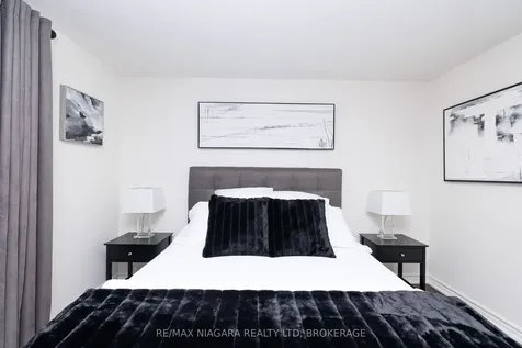 7013 Glengowan Crescent Niagara Falls ON L2J 3R7