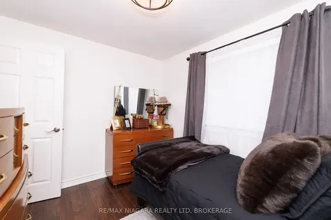 7013 Glengowan Crescent Niagara Falls ON L2J 3R7