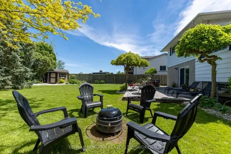 7013 Glengowan Crescent Niagara Falls ON L2J 3R7