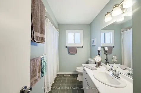 3956 Old Orchard Way Lincoln ON L0R 2C0