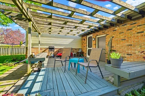3956 Old Orchard Way Lincoln ON L0R 2C0