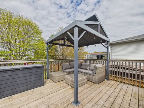 781 Bradford Street Saugeen Shores ON N0H 2C4