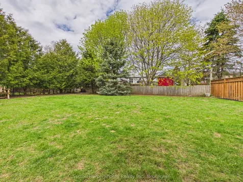 781 Bradford Street Saugeen Shores ON N0H 2C4