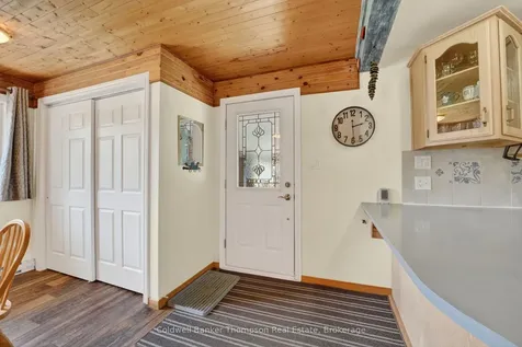 469 Lynx Lake Road Huntsville ON P1H 2J3