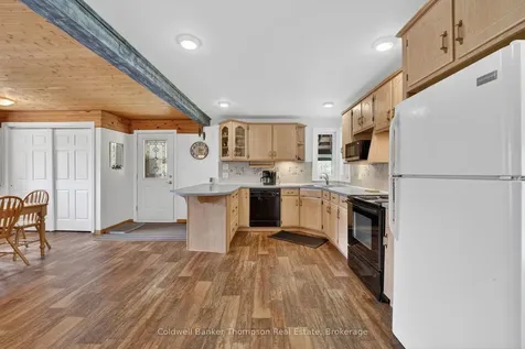 469 Lynx Lake Road Huntsville ON P1H 2J3