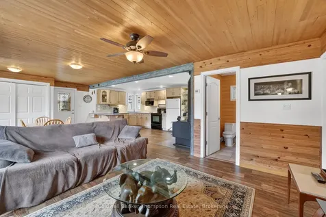 469 Lynx Lake Road Huntsville ON P1H 2J3