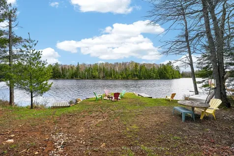 469 Lynx Lake Road Huntsville ON P1H 2J3