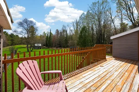 469 Lynx Lake Road Huntsville ON P1H 2J3