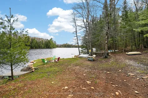 469 Lynx Lake Road Huntsville ON P1H 2J3