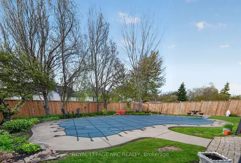 381 Albany Street Fort Erie ON L2A 6G3