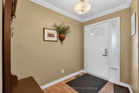 381 Albany Street Fort Erie ON L2A 6G3