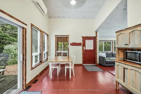 1009 Kirbys Beach Road Bracebridge ON P1L 1X2