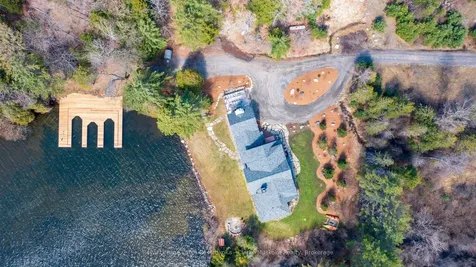 1098 Hemlock Point Road Muskoka Lakes ON P0B 1J0