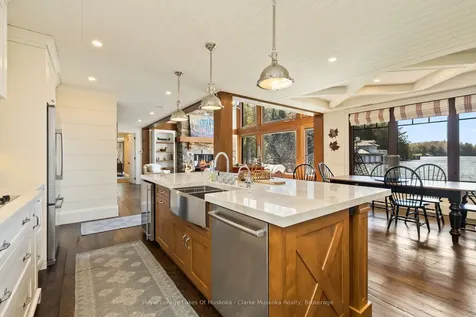 1098 Hemlock Point Road Muskoka Lakes ON P0B 1J0