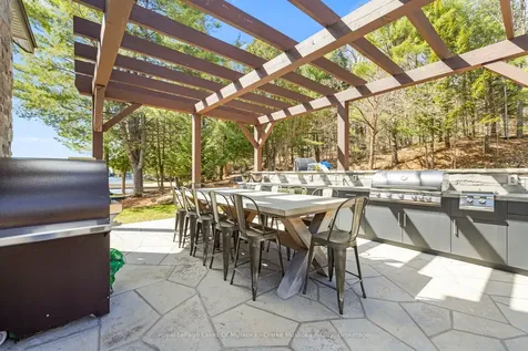 1098 Hemlock Point Road Muskoka Lakes ON P0B 1J0